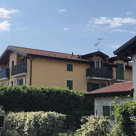 아파트 La Casa Di Leo Monate